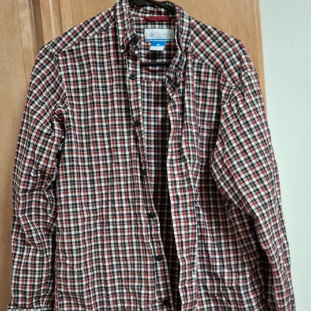 ✨️Columbia Sportswear Women S Plaid Button-Up Shirt